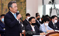 [포토] 국회 출석한 이기흥 대한체육회장