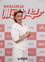 [포토] 토크쇼 애로부부 출연하는 배우 이상아