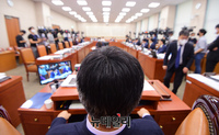 [포토] 민주당만 운영하는 국회 법사위