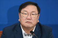 [포토] 김태년 "北, 통보없는 댐 방류…속 좁은 행동에 유감"