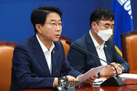 [포토] 모두발언하는 조정식 정책위의장