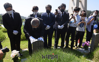 [포토] 광주 국립 5.18민주묘지 찾은 김종인