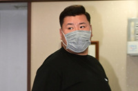 [포토] 매니저 갑진 씨 "종국이 형과 같이왔어요"