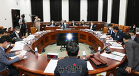 [포토] 박지원 국정원장, 정보위 전체회의 참석