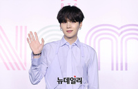 [포토] BTS 슈가 '이름 만큼 달콤한 눈빛'