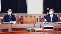 [포토] 국회 정보위 출석한 '김창룡-김홍희'