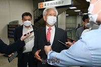 [포토] "문재인은 공산주의자" 고영주 전 이사장, 항소심서 유죄