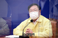 [포토] 최고위 참석한 김태년 민주당 원내대표