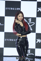 [포토] 빨간머리로 컴백한 에버글로우 시현