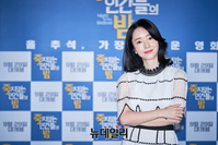 [포토] 배우 이정현 "죽지않는 인간들의 밤으로 영화 복귀했어요"