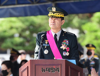 [포토] 이임사하는 최병혁 전 한미연합군사령부 부사령관