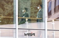 [포토] 최대집 의협회장, 대한의사협회 임시대의원총회 참석