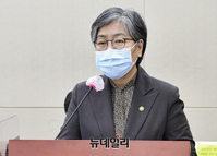 [포토] 업무보고 하는 정은경 질병관리청장