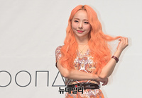 [포토] 오렌지 머리로 컴백한 이달의소녀 비비