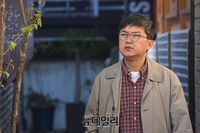 [포토] ‘도시가 사랑한 천재들’ 시리즈 완결한 조성관 작가