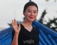 [포토] 김희애, 변치않는 우아한 미모