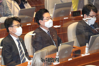 [포토] 체포동의안 가결, 굳은 얼굴의 정정순