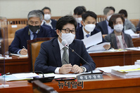 [포토] 발언하는 조명래 환경부 장관