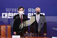 [포토] 이낙연 찾은 사이먼 스미스 주한영국대사