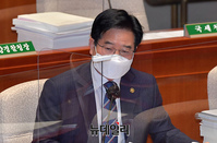 [포토] 국회 찾은 김창룡 경찰청장