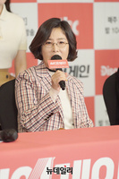 [포토] 심사위원 맡은 이선희 "승기와 같이 출연해요"
