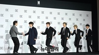 [포토] 방탄소년단 "포토타임도 유쾌하게"