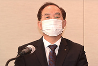 [포토] 민주공영대학 저지 긴급기자회견, 규탄사 발표하는 하윤수 교총회장(전문)