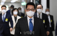 [포토] 국회 출석하는 박지원 국가정보원장