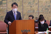 [포토] 업무보고 하는 박양우 문화체육관광부장관