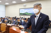 [포토] 국회 출석한 박광석 기상청장