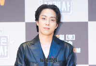 [포토] 벌거벗은 세계사, 멋짐 묻어나는 은지원 