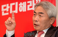 [포토] 부산시장 보궐선거 포부 밝히는 정규재 펜앤드마이크 대표