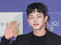 [포토] 배우 김민석 "소주연과 로맨스 기대하세요"