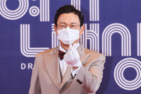 [포토] 김응수, 꼰대인턴의 하트