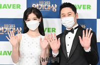 [포토] SBS연기대상, 사회맡은 '신동엽-김유정'