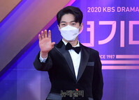 [포토] KBS연기대상 김명수, 빛나는 비주얼의 암행어사