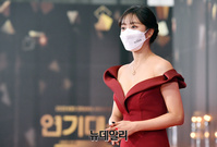 [포토] KBS연기대상, 빨간 드레스 입은 조보아 