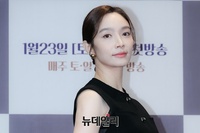 [포토] 우아한 기품 뽐내는 배우 이민영