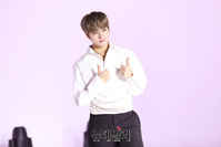 [포토] 골든차일드 리드보컬 배승민 "이번앨범 타이틀은 '안아줄게'입니다"