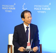 [포토] 2021 평창평화포럼, 기자회견 갖는 최문순 강원지사