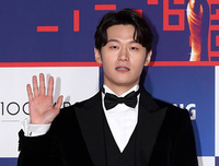 [포토] 청룡영화상 레드카펫 오른 이학주