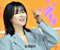 [포토] 최강희 "온라인으로 인사드려요"