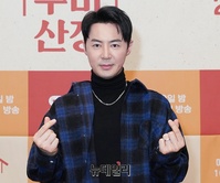 [포토] 전진 "수미산장 보며 힐링하세요"