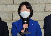 [포토] 국회 찾은 박인영 민주당 부산시장 예비후보