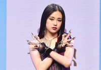 [포토] 데뷔한 픽시 "제 이름은 '로라'에요"