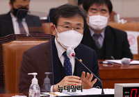 [포토] 국회 출석한 권덕철 보건복지부 장관