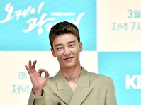 [포토] 설정환 "오케이광자매, 이번주말 찾아갑니다"