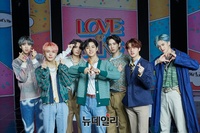 [포토] 미니앨범 '러브 올 테이크'로 돌아온 펜타곤