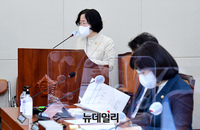 [포토] 업무보고 하는 조성욱 공정거래위원장