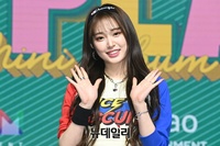 [포토] 위클리 조아, 상큼한 양손 인사